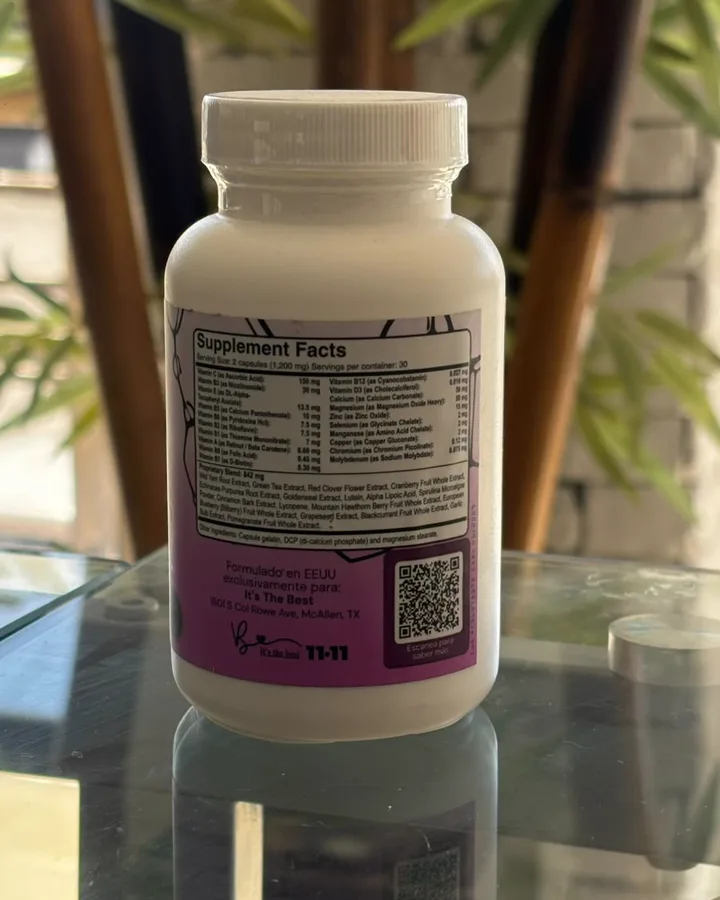 Etiqueta trasera de Aethel Premium con la firma de It's The Best y el 1111